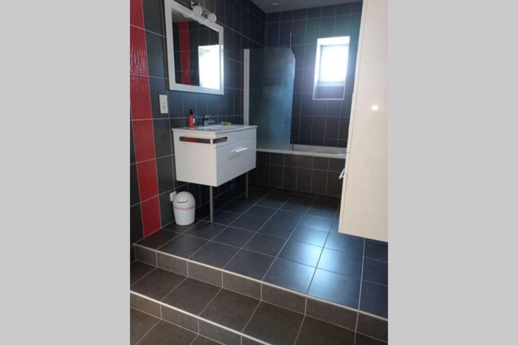 Appartement Moderne Et Lumineux Brive-la-Gaillarde Exteriör bild